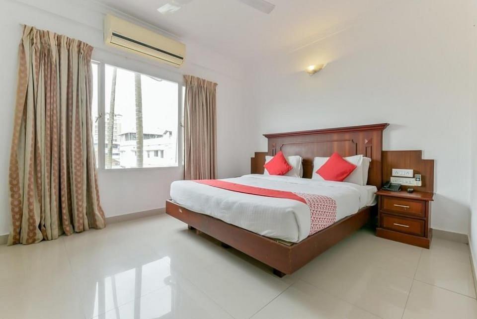 Centre Point Hotel Kochi Eksteriør billede